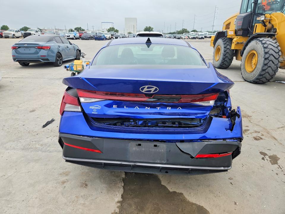 2024 Hyundai Elantra მანქანა იყიდება აუქციონზე, vin: KMHLM4DG1RU717766, აუქციონის ნომერი: 52555596