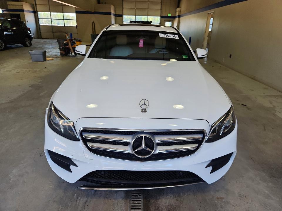 2019 Mercedes-benz E მანქანა იყიდება აუქციონზე, vin: WDDZF4KB7KA526320, აუქციონის ნომერი: 53263516