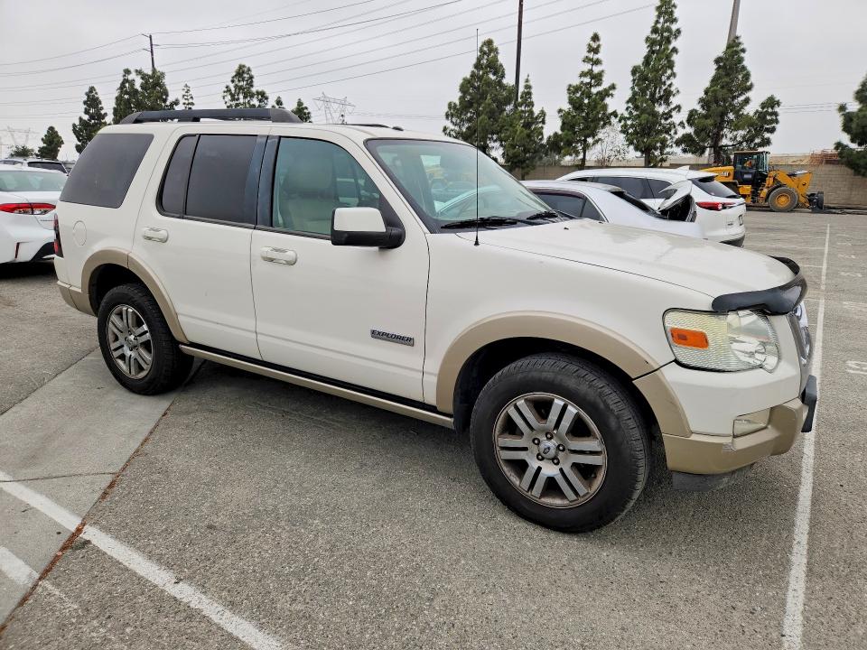 Продажа на аукционе авто 2008 Ford Explorer, vin: 1FMEU64E78UA84790, номер лота: 53825016
