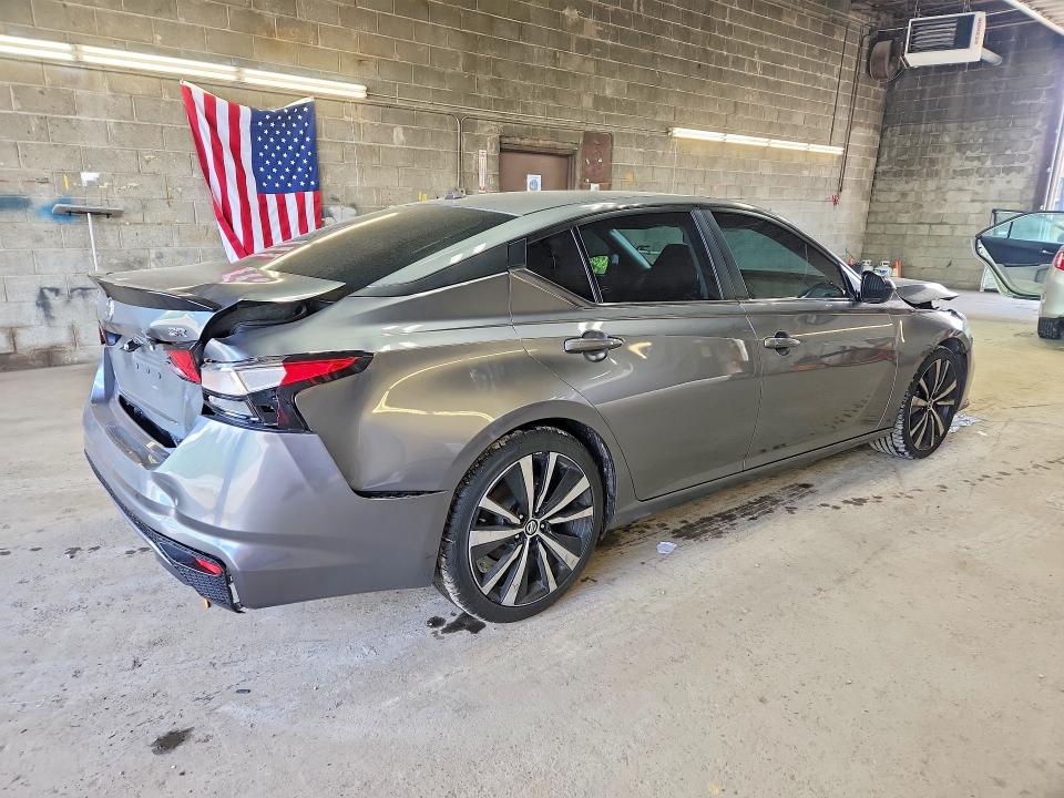 54669896 :رقم المزاد ، 1N4BL4CV5KC105199 vin ، 2019 Nissan Altima مزاد بيع