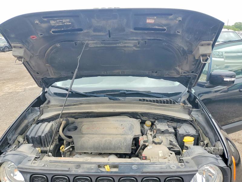 54371576 :رقم المزاد ، ZACCJBBB7HPF44229 vin ، 2017 Jeep Renegade مزاد بيع