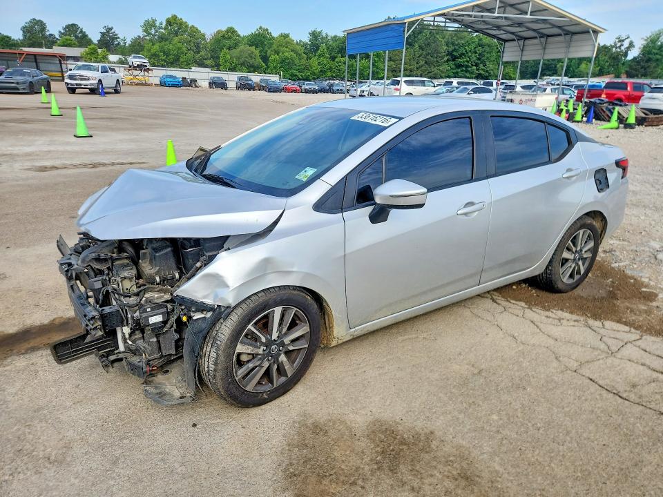 53616216 :رقم المزاد ، 3N1CN8EV3LL894670 vin ، 2020 Nissan Versa مزاد بيع