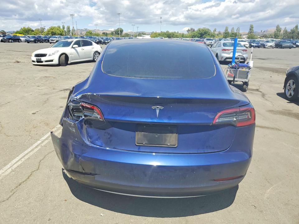 Продажа на аукционе авто 2023 Tesla Model 3, vin: 5YJ3E1EA9PF653783, номер лота: 54671266