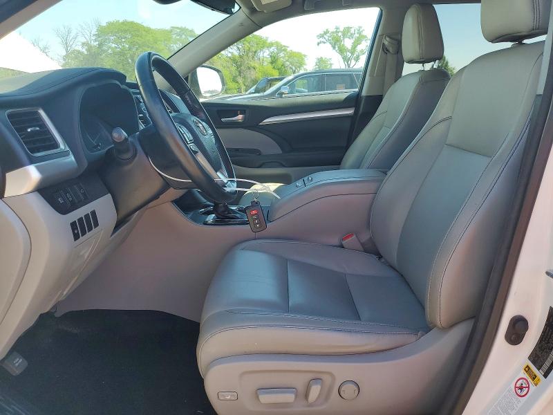 54623476 :رقم المزاد ، 5TDJZRFH3JS532451 vin ، 2018 Toyota Highlander مزاد بيع