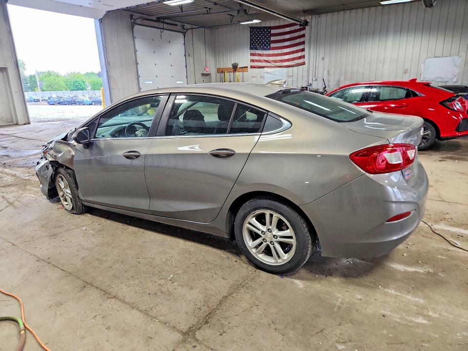 53748426 :رقم المزاد ، 1G1BE5SM8H7245440 vin ، 2017 Chevrolet Cruze مزاد بيع