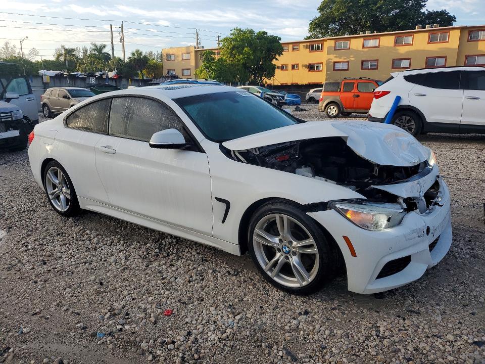 55368726 :رقم المزاد ، WBA3N3C57FK232452 vin ، 2015 Bmw 428 مزاد بيع