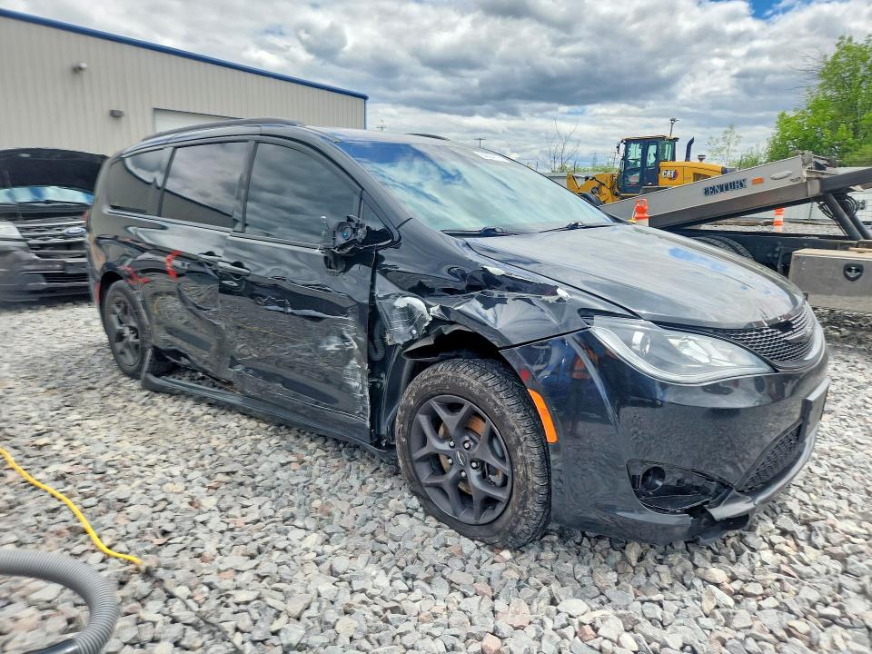 54304116 :رقم المزاد ، 2C4RC1GG0JR330848 vin ، 2018 Chrysler Pacifica مزاد بيع