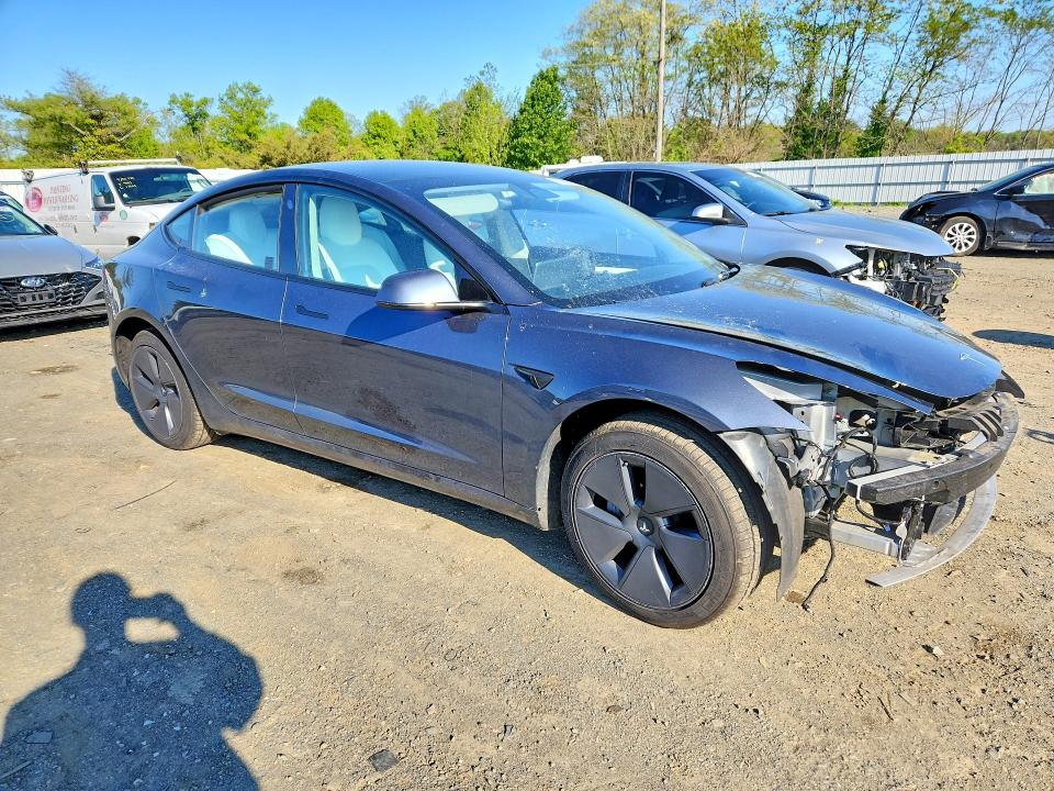 Продажа на аукционе авто 2023 Tesla Model 3, vin: 5YJ3E1EA5PF383158, номер лота: 51996156