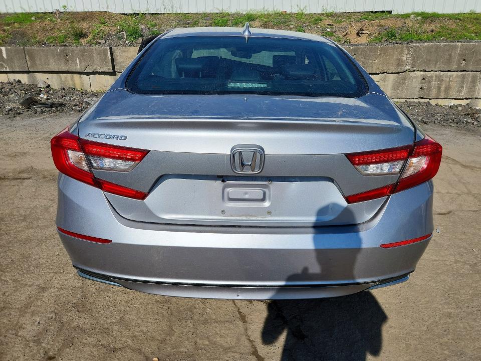 Aukcja sprzedaży 2018 Honda Accord, vin: 1HGCV1F62JA113820, numer aukcji: 53998916