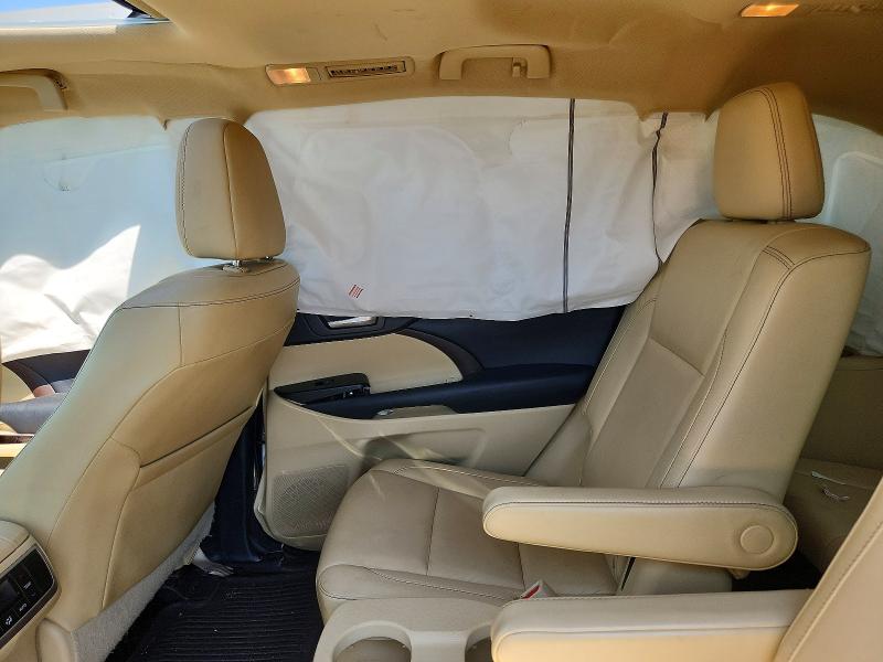 2015 Toyota Highlander მანქანა იყიდება აუქციონზე, vin: 5TDJKRFH7FS183757, აუქციონის ნომერი: 54986856