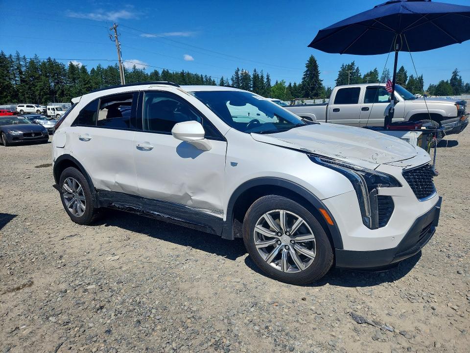 54775546 :رقم المزاد ، 1GYFZFR44LF122977 vin ، 2020 Cadillac Xt4 مزاد بيع