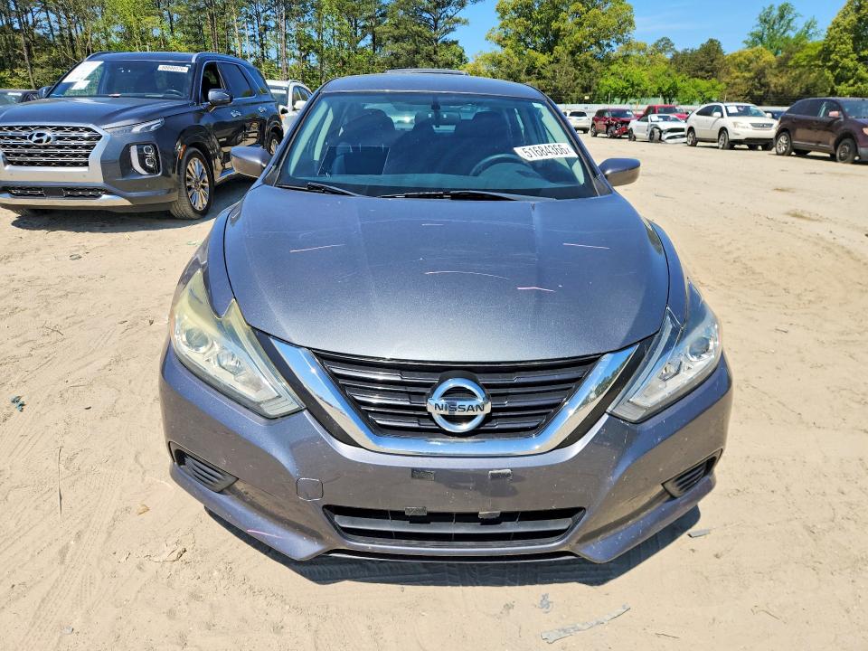 51684366 :رقم المزاد ، 1N4AL3AP0JC158319 vin ، 2018 Nissan Altima مزاد بيع