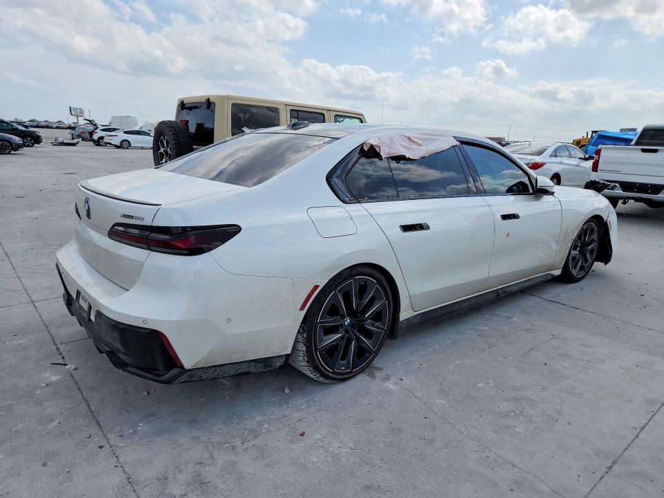 53992716 :رقم المزاد ، WBY53EJ07PCL81006 vin ، 2023 Bmw I7 مزاد بيع