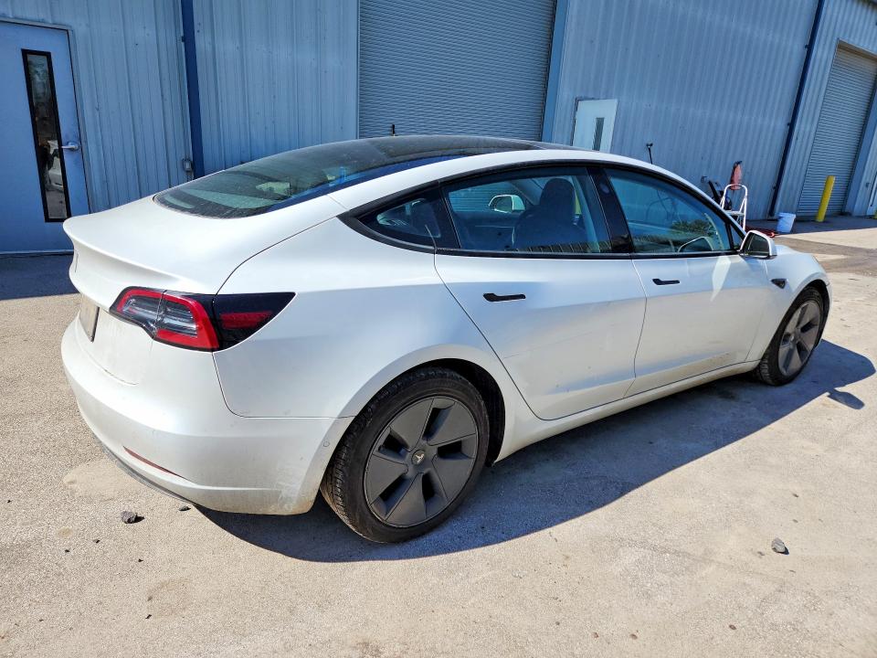 Продаж на аукціоні авто 2022 Tesla Model 3, vin: 5YJ3E1EA7NF370411, номер лоту: 52727946