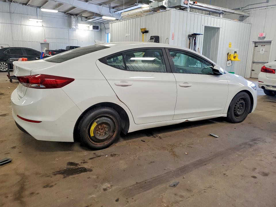 55100346 :رقم المزاد ، 5NPD84LFXJH325437 vin ، 2018 Hyundai Elantra مزاد بيع