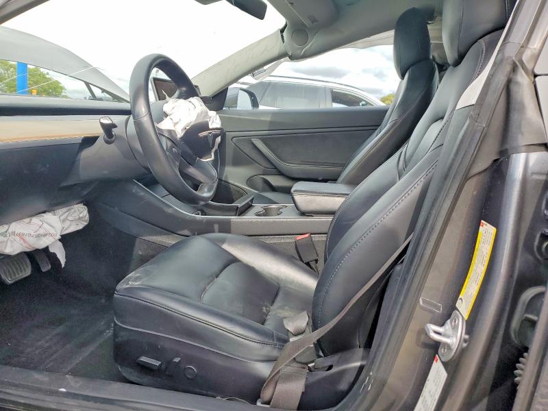 Продажа на аукционе авто 2018 Tesla Model 3, vin: 5YJ3E1EA1JF047692, номер лота: 52395106
