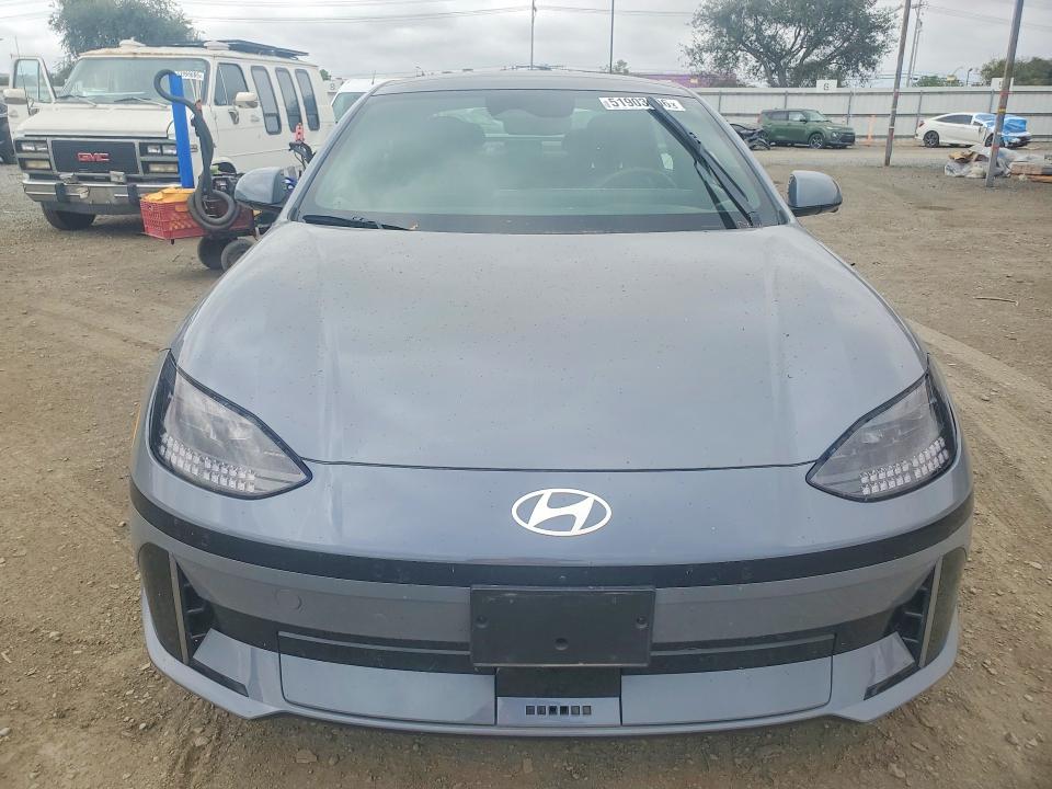 2024 Hyundai Ioniq 6 მანქანა იყიდება აუქციონზე, vin: KMHM54AA7RA075623, აუქციონის ნომერი: 51903606