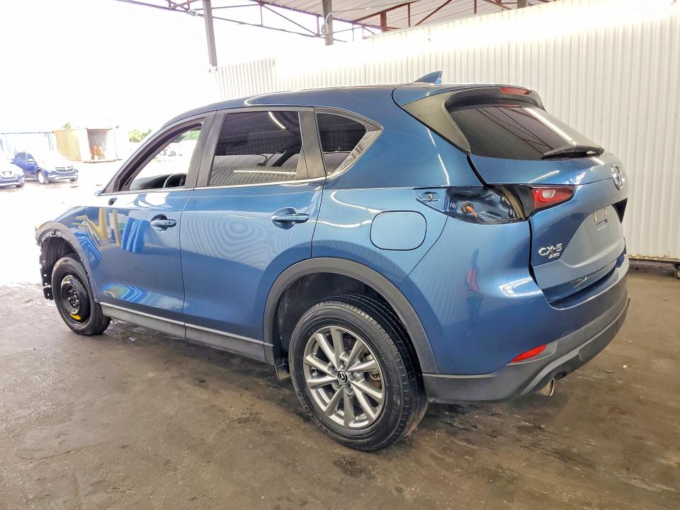 Продаж на аукціоні авто 2022 Mazda Cx-5, vin: JM3KFBCM0N1581428, номер лоту: 53124016