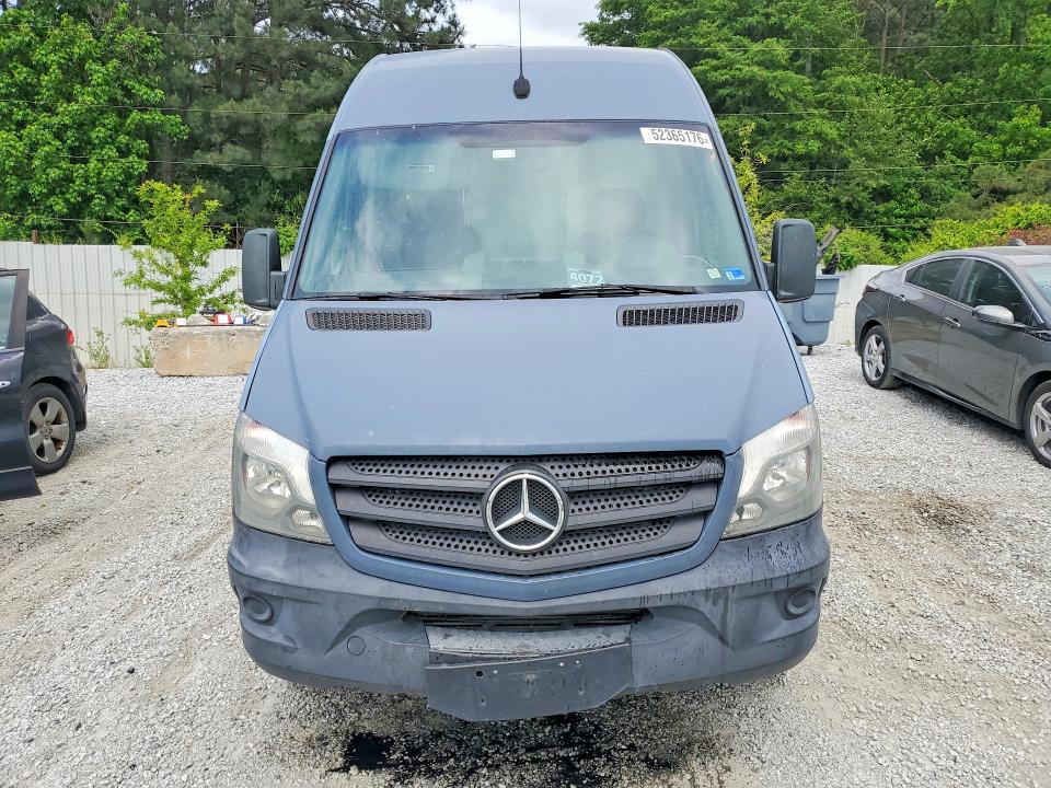 2018 Mercedes Benz Sprinter მანქანა იყიდება აუქციონზე, vin: WD3PE7CD3JP647096, აუქციონის ნომერი: 52365176