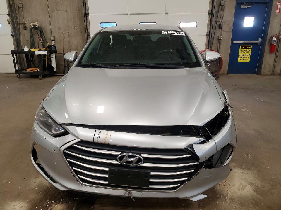 52903986 :رقم المزاد ، 5NPD84LF9HH161110 vin ، 2017 Hyundai Elantra مزاد بيع