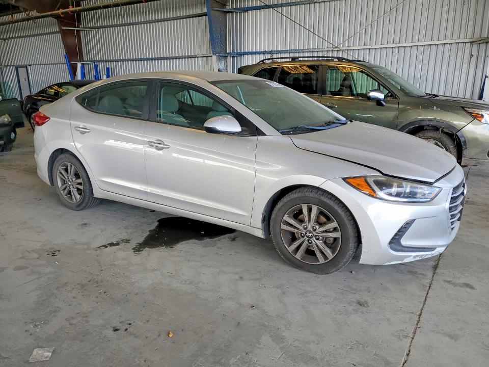 54700796 :رقم المزاد ، 5NPD84LF6JH304181 vin ، 2018 Hyundai Elantra مزاد بيع