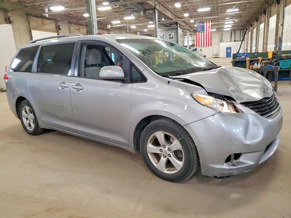 Продажа на аукционе авто 2011 Toyota Sienna, vin: 5TDKK3DC4BS042194, номер лота: 53019806
