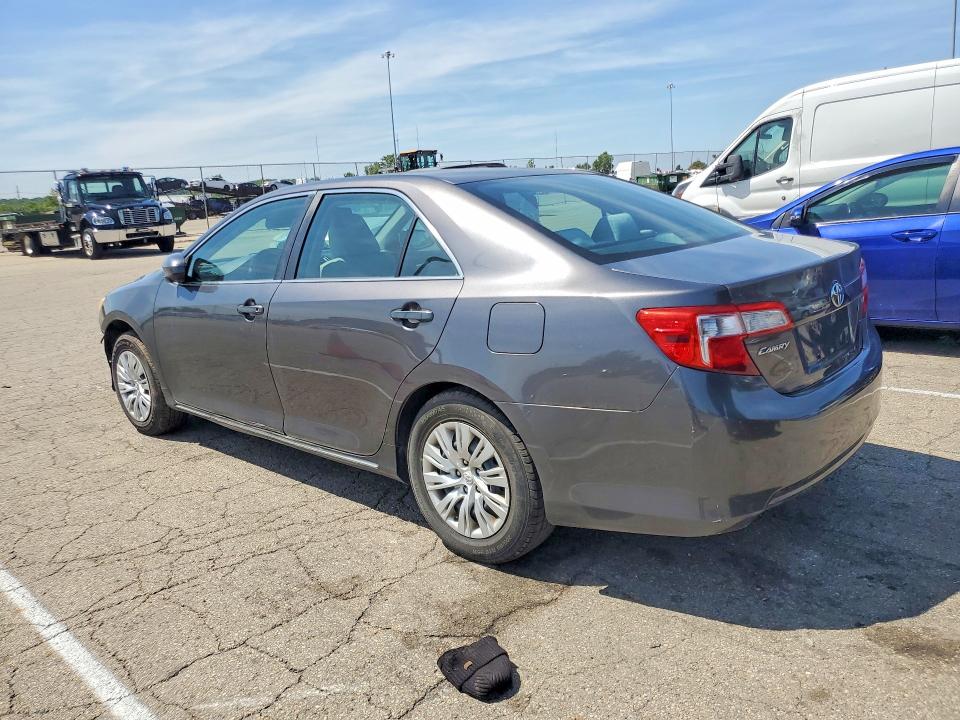 2014 Toyota Camry მანქანა იყიდება აუქციონზე, vin: 4T1BF1FK4EU761941, აუქციონის ნომერი: 55359816