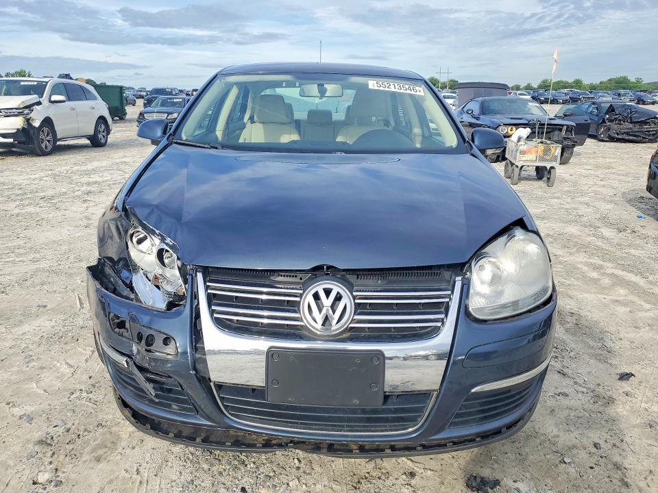 55213546 :رقم المزاد ، 3VWRZ7AJXAM119134 vin ، 2010 Volkswagen Jetta مزاد بيع
