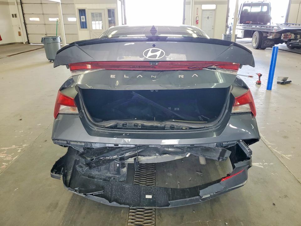 Продаж на аукціоні авто 2026 Hyundai Elantra, vin: KMHLM4DG8TU135705, номер лоту: 53758256