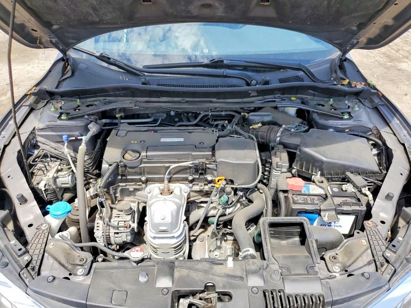 2017 Honda Accord მანქანა იყიდება აუქციონზე, vin: 1HGCR2F18HA222601, აუქციონის ნომერი: 54056196