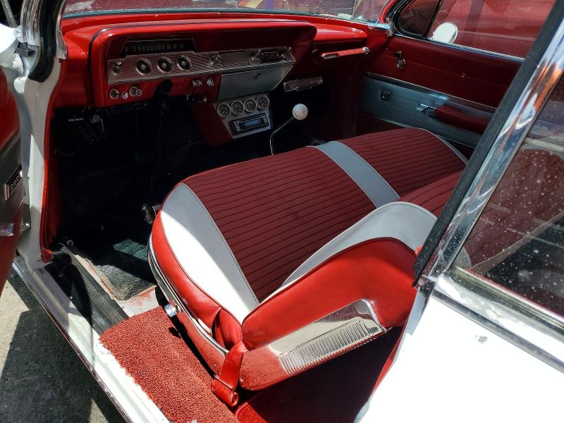 53798886 :رقم المزاد ، 11737L153934 vin ، 1961 Chevrolet Impala Ss مزاد بيع
