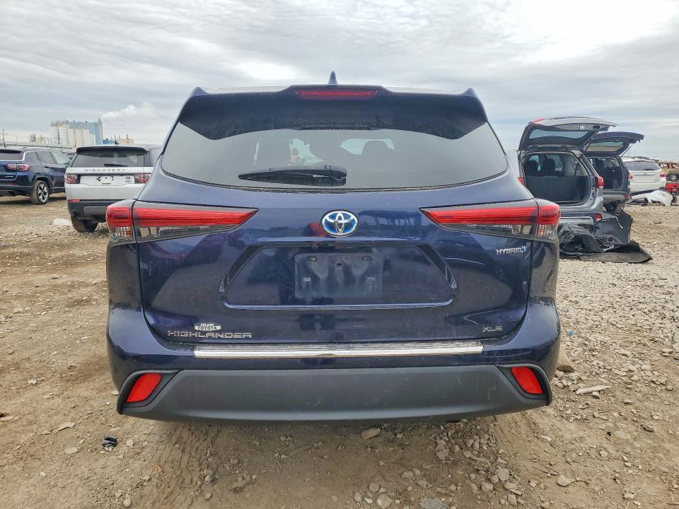 Auction sale of the 2020 Toyota Highlander, vin: 5TDGBRCH9LS503915, lot number: 53653856