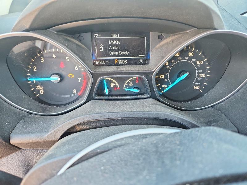 53468576 :رقم المزاد ، 1FMCU0GD6HUF08466 vin ، 2017 Ford Escape مزاد بيع
