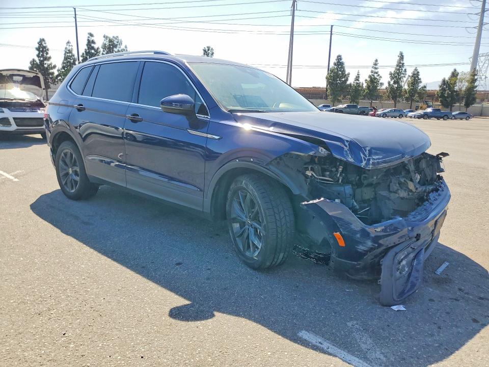 2024 Volkswagen Tiguan მანქანა იყიდება აუქციონზე, vin: 3VV2B7AX3RM135556, აუქციონის ნომერი: 53130656
