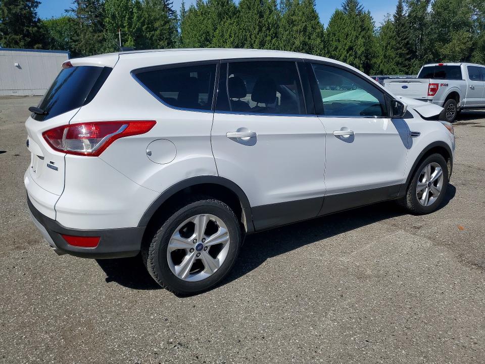 55570286 :رقم المزاد ، 1FMCU0GX4GUC83036 vin ، 2016 Ford Escape مزاد بيع