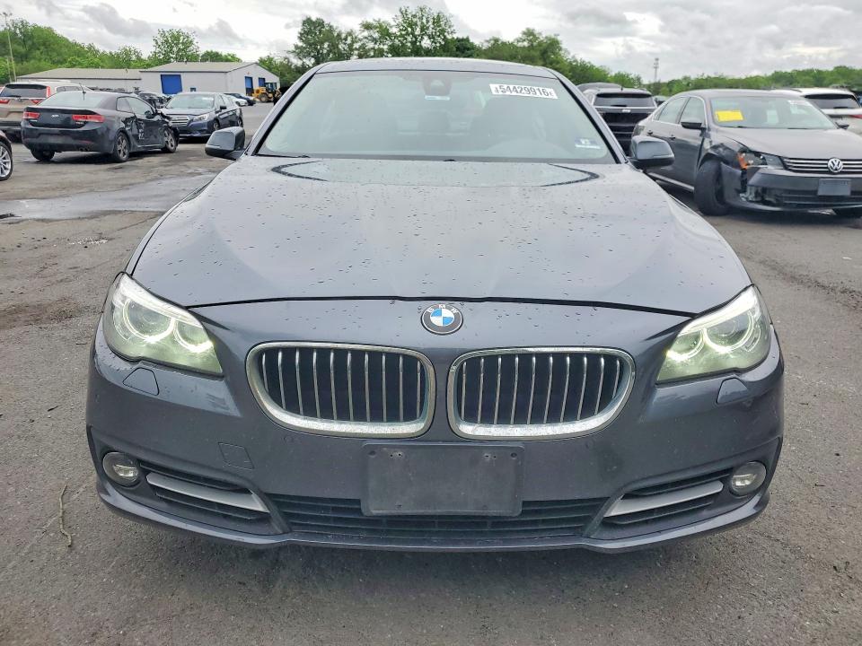 54429916 :رقم المزاد ، WBA5A7C57FG143804 vin ، 2015 Bmw 528 مزاد بيع