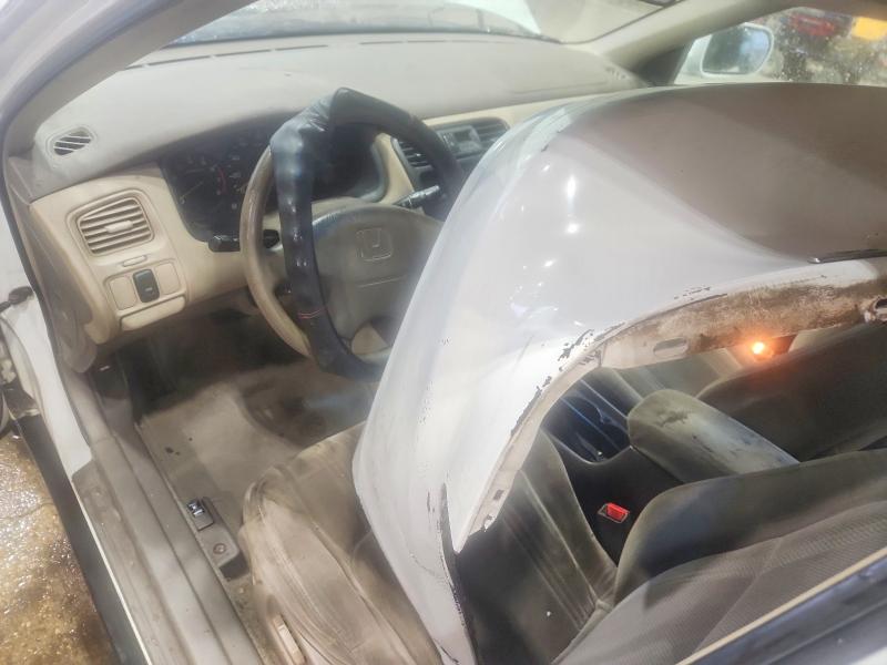 52479846 :رقم المزاد ، 1HGCG1647YA095477 vin ، 2000 Honda Accord مزاد بيع