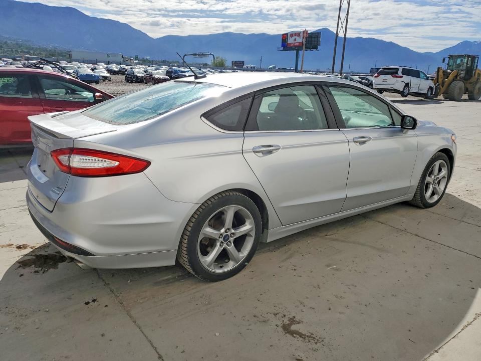 53615396 :رقم المزاد ، 3FA6P0HD4GR361423 vin ، 2016 Ford Fusion مزاد بيع