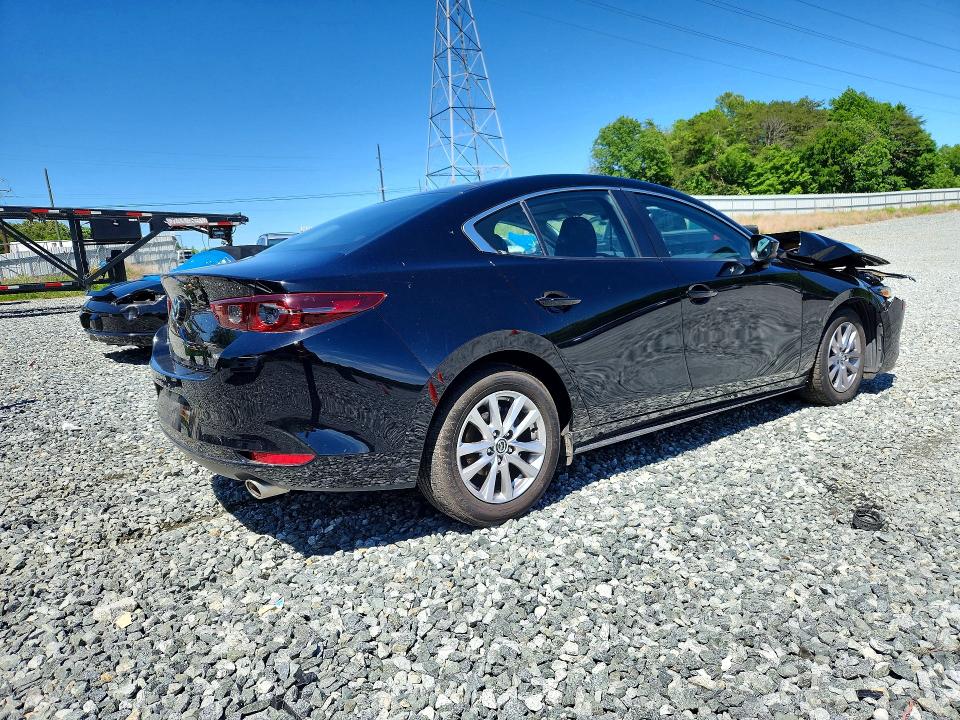 53095026 :رقم المزاد ، 3MZBPAAL1MM204180 vin ، 2021 Mazda Mazda 3 مزاد بيع
