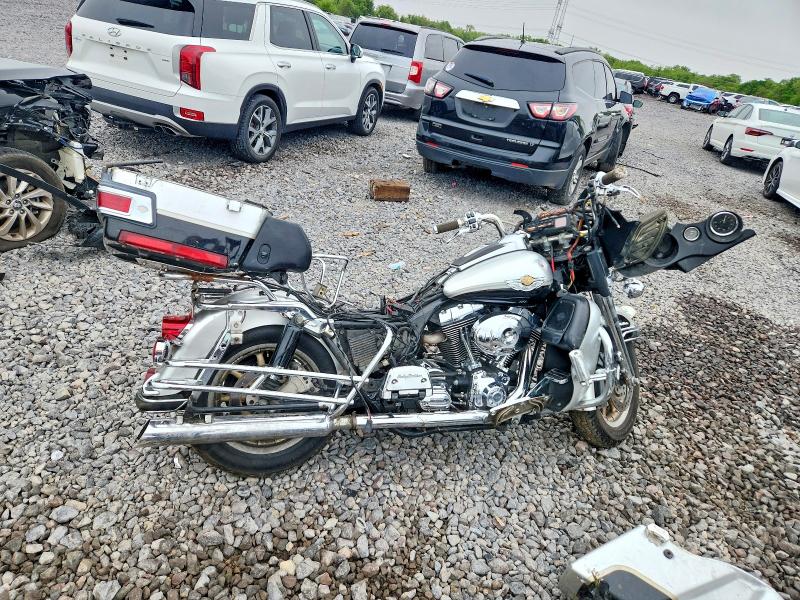 2003 Harley-davidson Flhtcui მანქანა იყიდება აუქციონზე, vin: 1HD1FCW423Y617404, აუქციონის ნომერი: 52389226