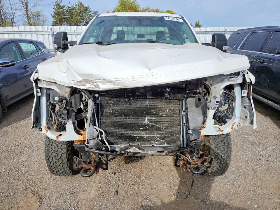 54590526 :رقم المزاد ، 1FT8X3B67KEF98255 vin ، 2019 Ford F350 مزاد بيع