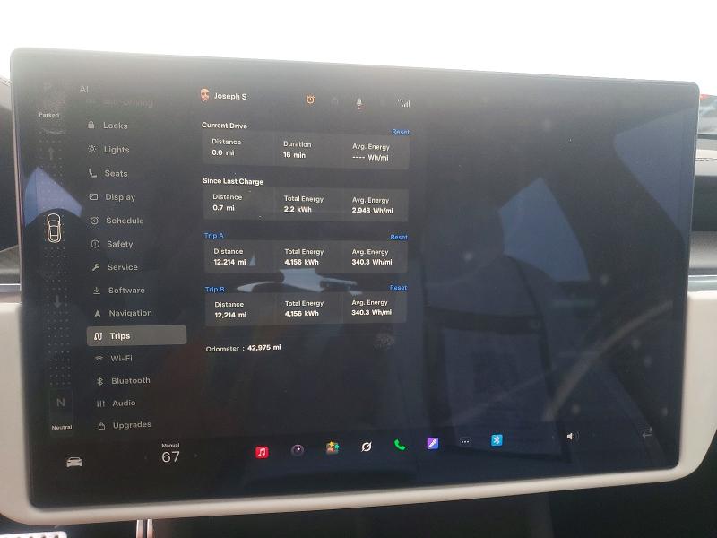 52834176 :رقم المزاد ، 5YJSA1E68NF459648 vin ، 2022 Tesla Model S مزاد بيع