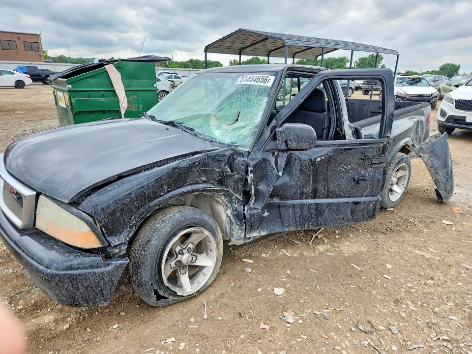 51454656 :رقم المزاد ، 1GTCS14H338240002 vin ، 2003 Gmc Sonoma مزاد بيع