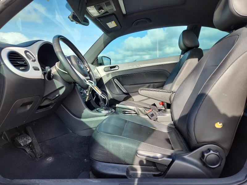 52570386 :رقم المزاد ، 3VWJP7AT1DM666432 vin ، 2013 Volkswagen Beetle مزاد بيع
