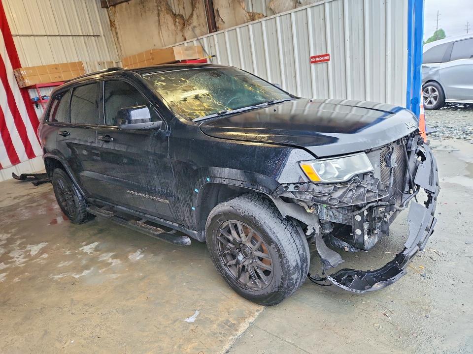 52483536 :رقم المزاد ، 1C4RJFAG7JC151775 vin ، 2018 Jeep Grand Cherokee مزاد بيع