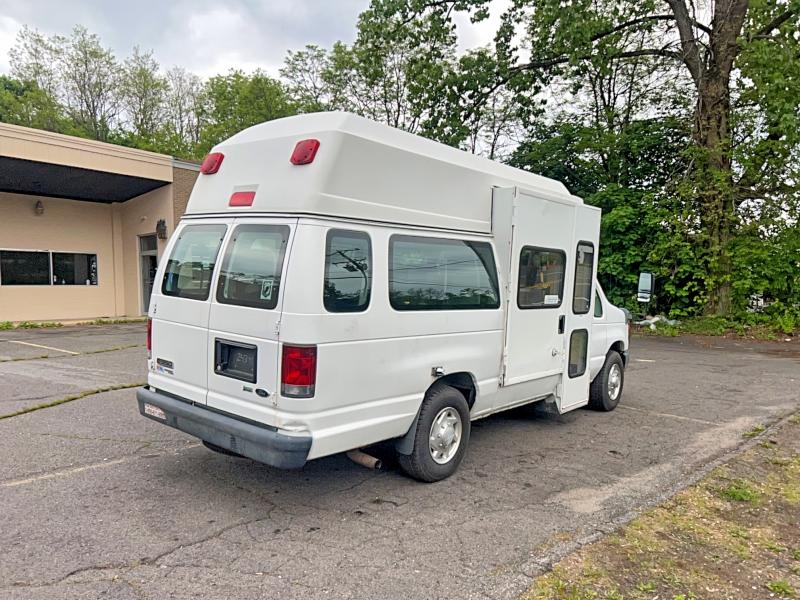 54528006 :رقم المزاد ، 1FTDS3EL6BDB24396 vin ، 2011 Ford Econoline مزاد بيع