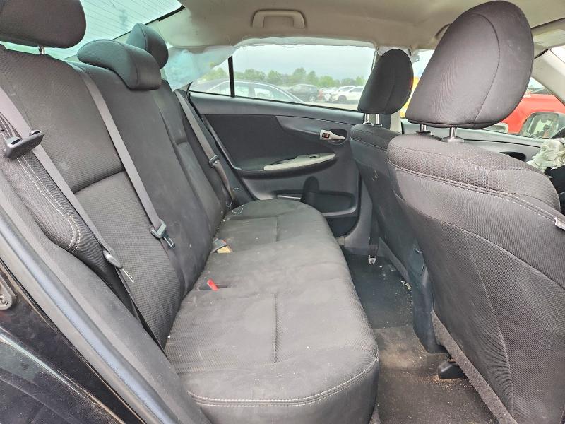 52744046 :رقم المزاد ، 2T1BU4EE1DC057067 vin ، 2013 Toyota Corolla مزاد بيع