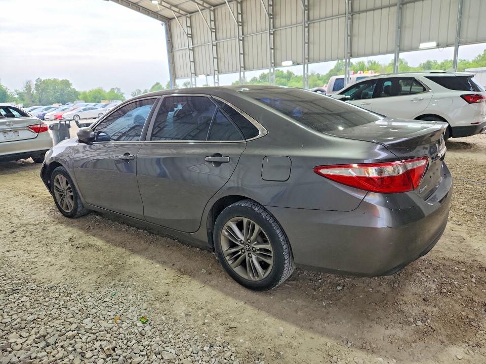 52680316 :رقم المزاد ، 4T1BF1FK6HU375574 vin ، 2017 Toyota Camry مزاد بيع