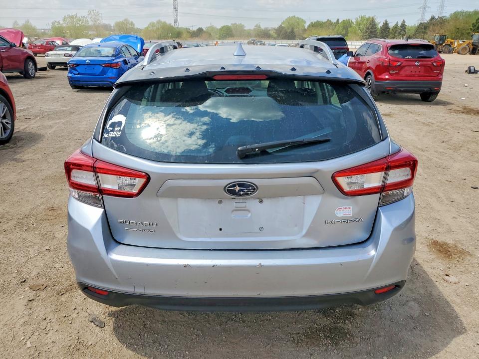 52654856 :رقم المزاد ، 4S3GTAD67J3723967 vin ، 2018 Subaru Impreza مزاد بيع