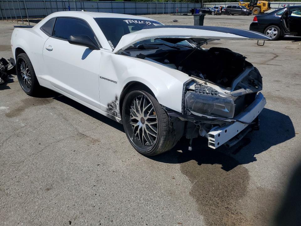 53227366 :رقم المزاد ، 2G1FF1E39F9135812 vin ، 2015 Chevrolet Camaro مزاد بيع